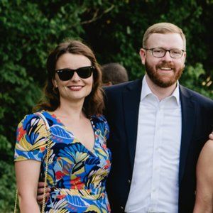 Meet your Posher, Lara